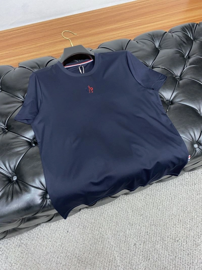 WellDesigned Moncler T-Shirts 140013