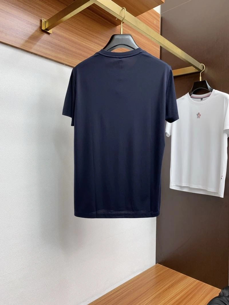 WellDesigned Moncler T-Shirts 140013