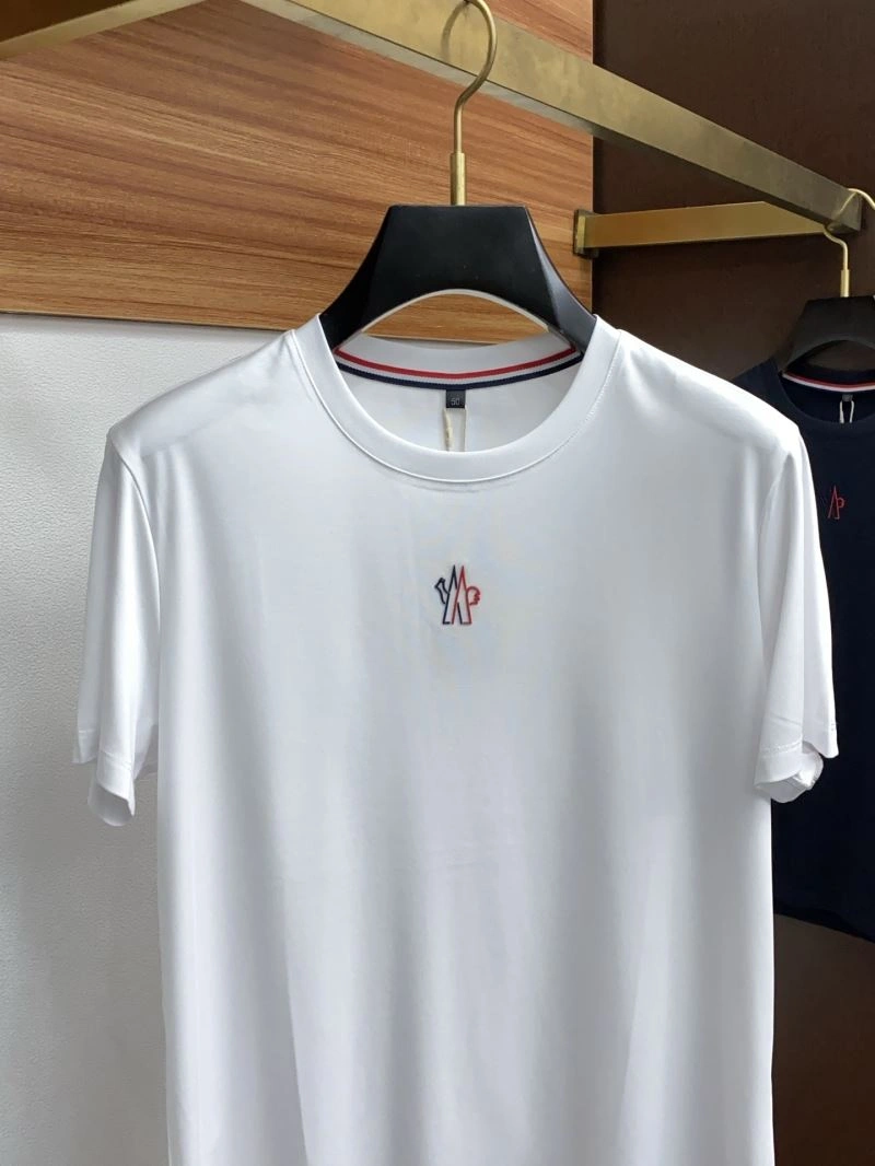 Moncler T-Shirts WaterResistant 140011