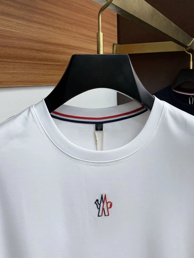 Moncler T-Shirts WaterResistant 140011