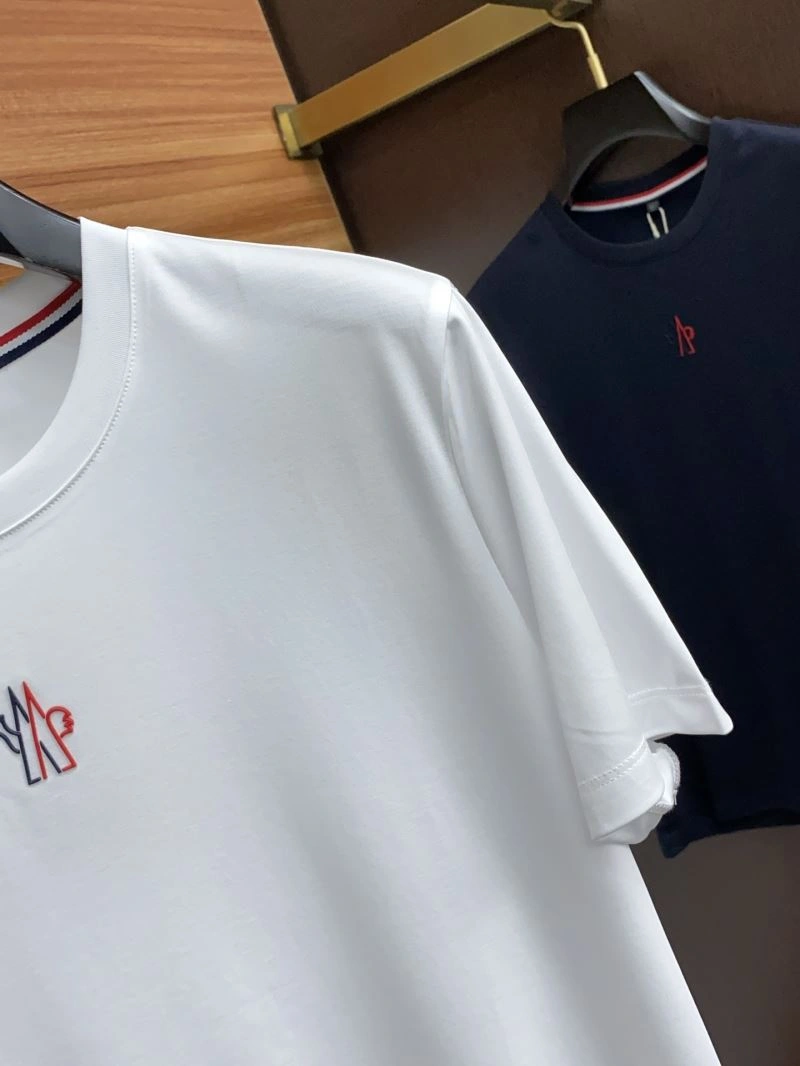Moncler T-Shirts WaterResistant 140011