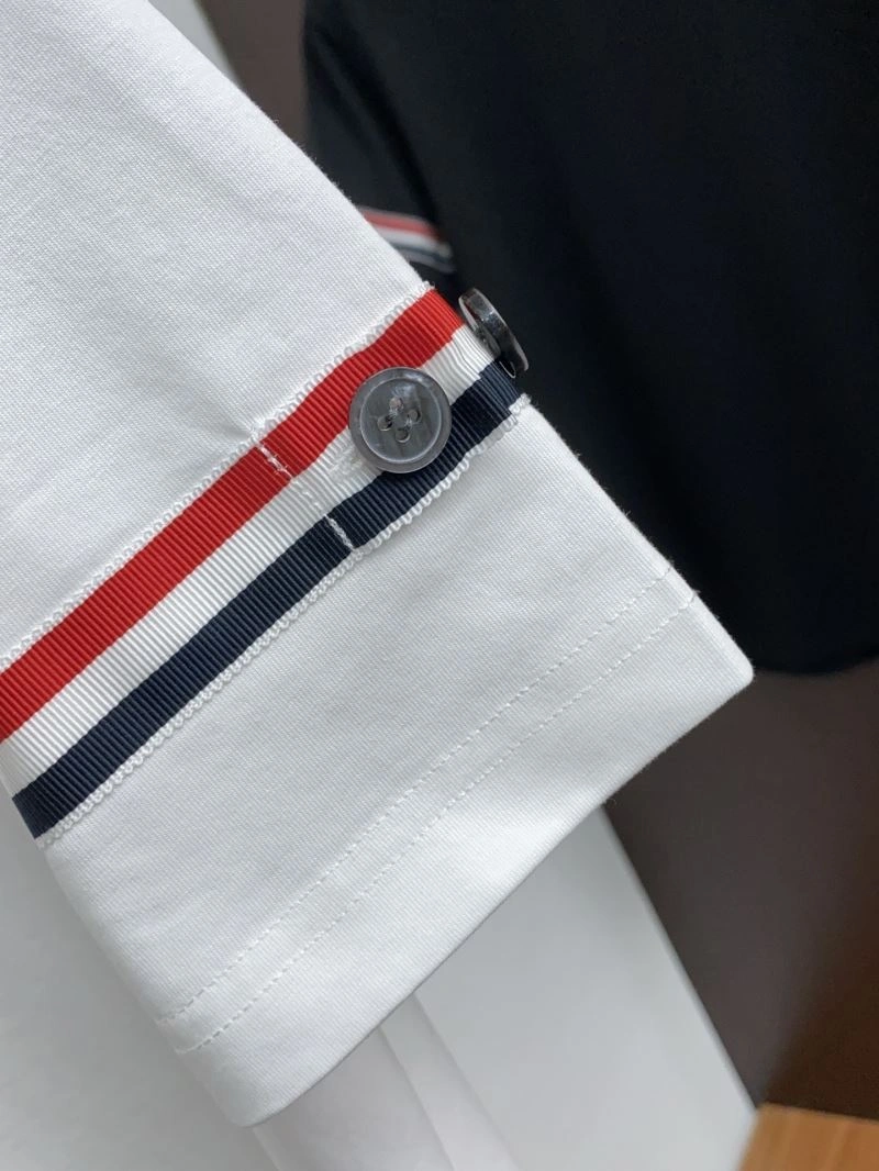 Moncler T-Shirts Breathable 140007
