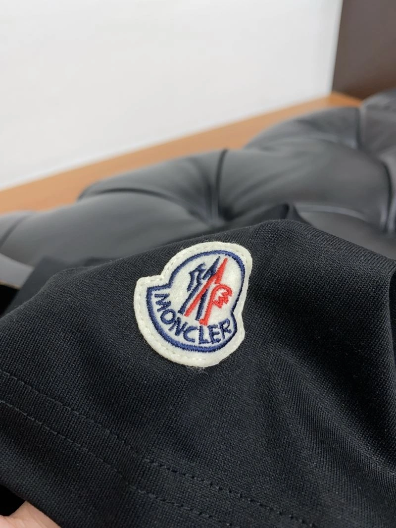 Moncler T-Shirts DailyWear 140001
