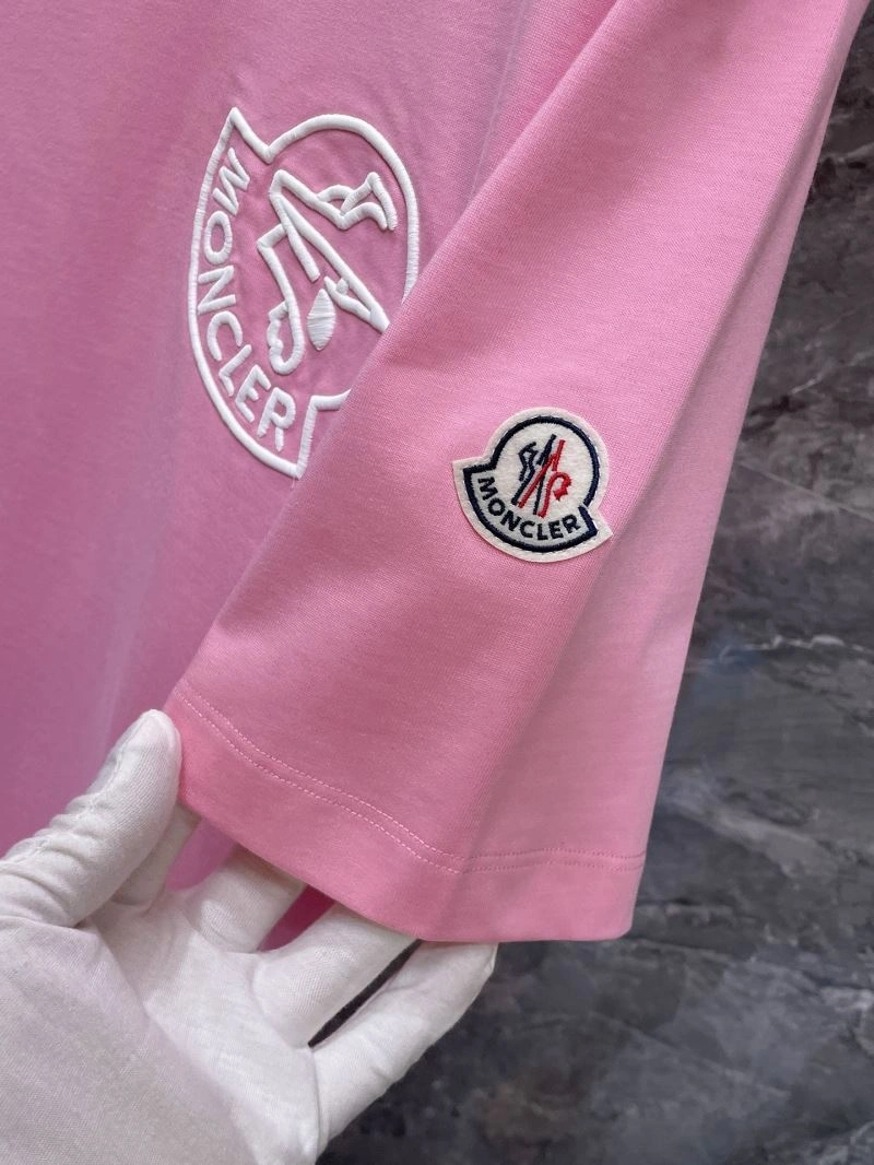 Stylish Moncler T-Shirts 140005