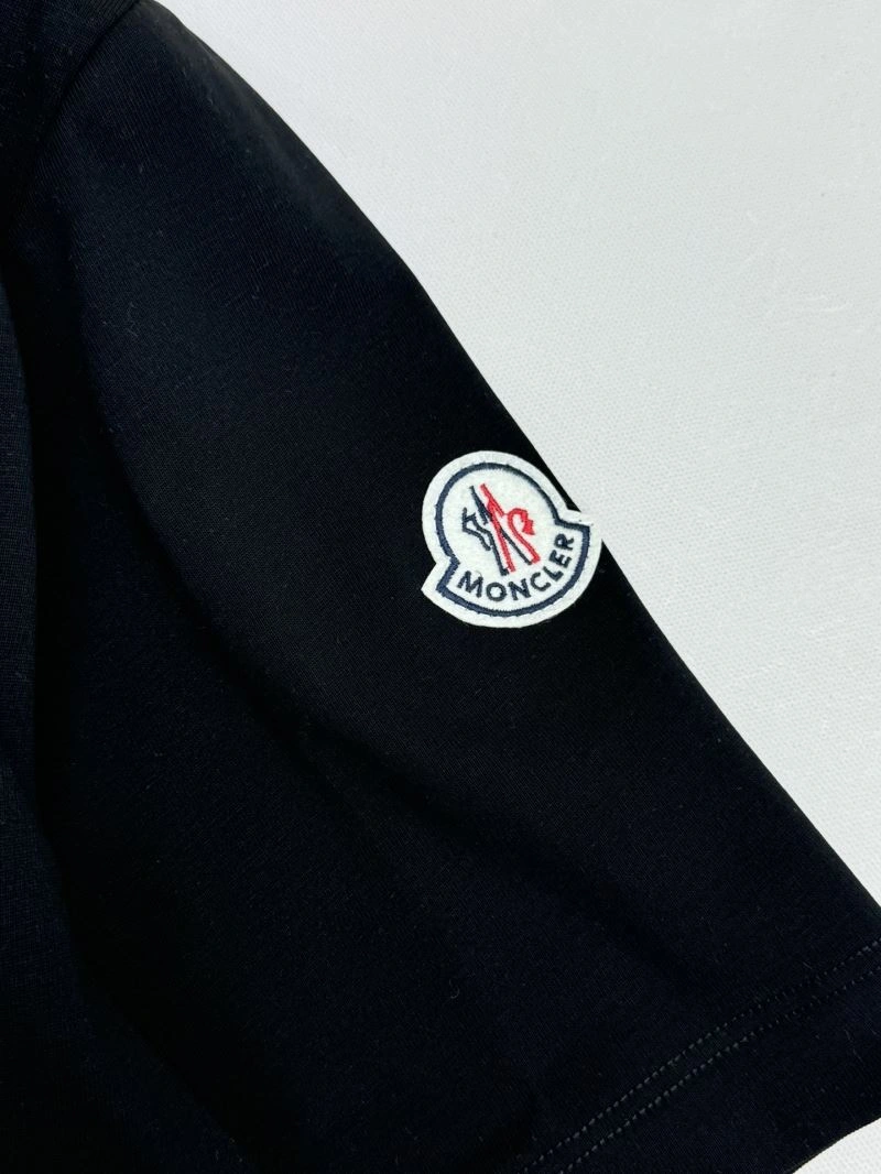 GoAnywhere Moncler T-Shirts 139997