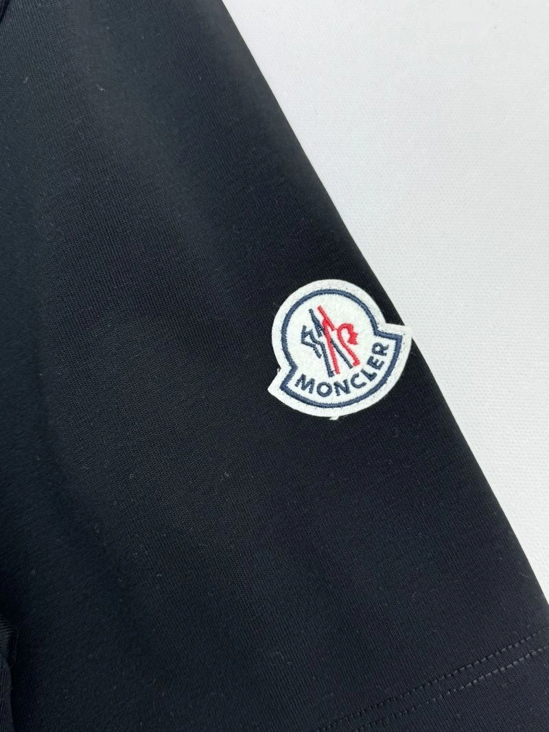 Unique Moncler T-Shirts 139992