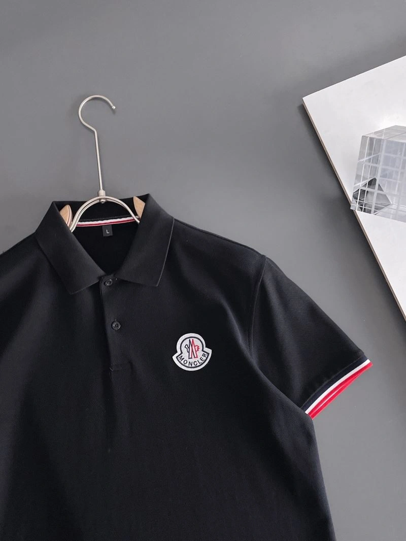 Moncler T-Shirts Thermal 139979