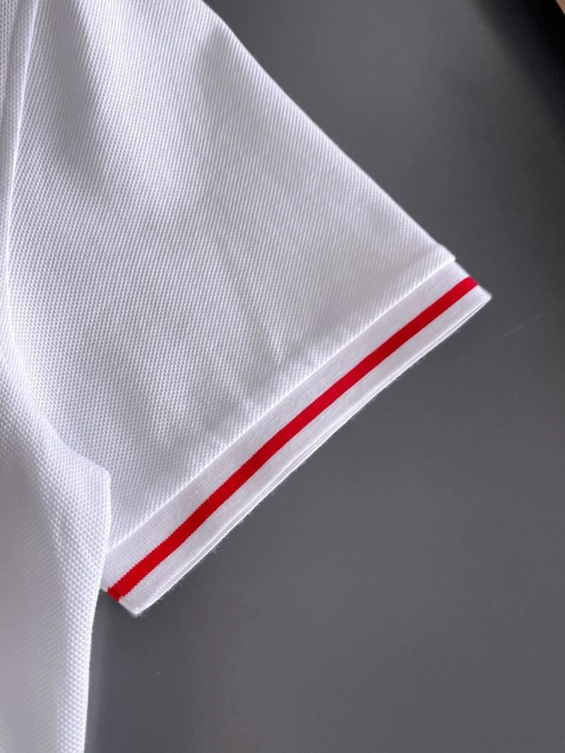 Moncler T-Shirts Comfortable 139980