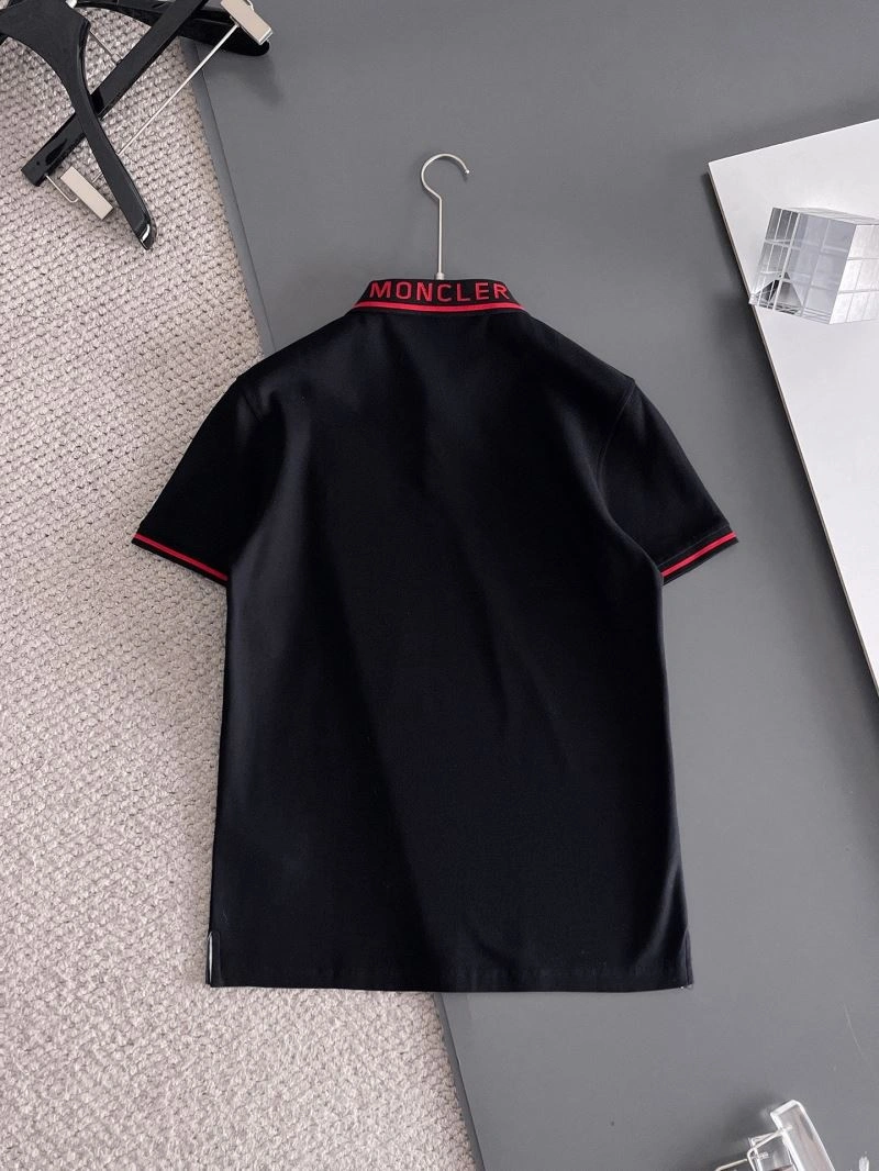Moncler T-Shirts WeatherProof 139978