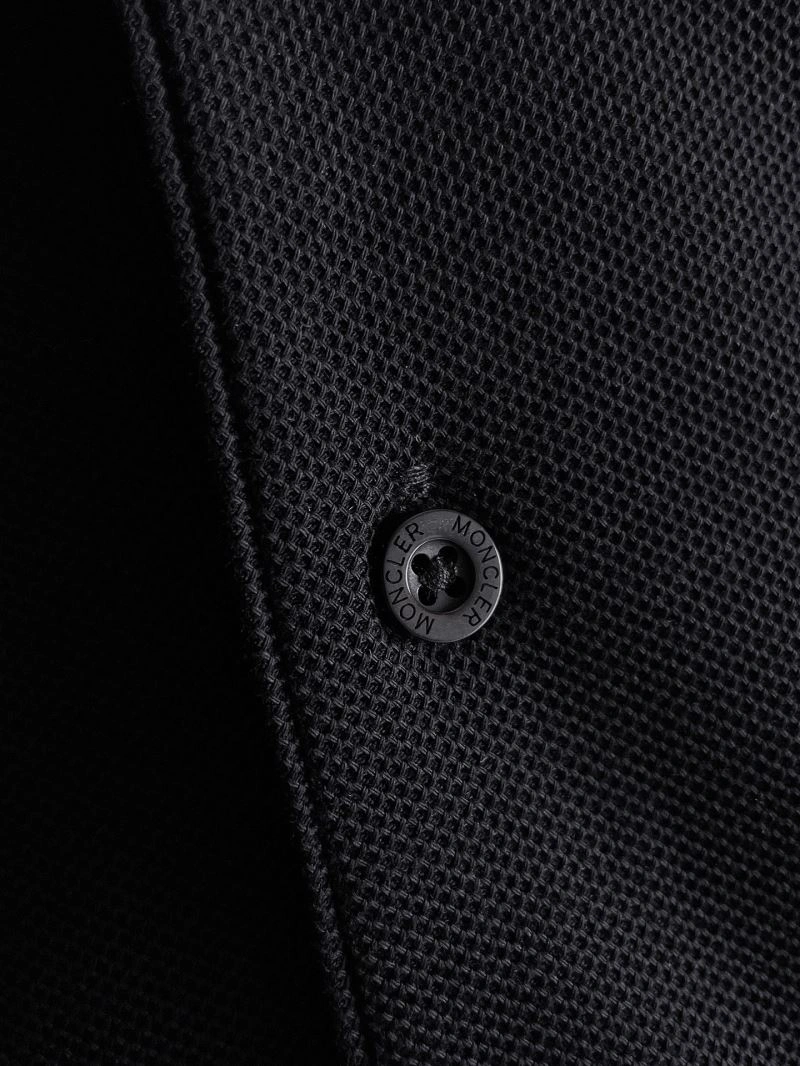 Moncler T-Shirts WeatherProof 139978