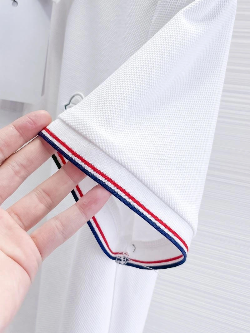 Moncler T-Shirts Classic 139977