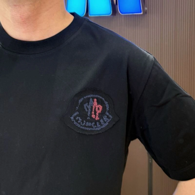 Cozy Moncler T-Shirts 139972