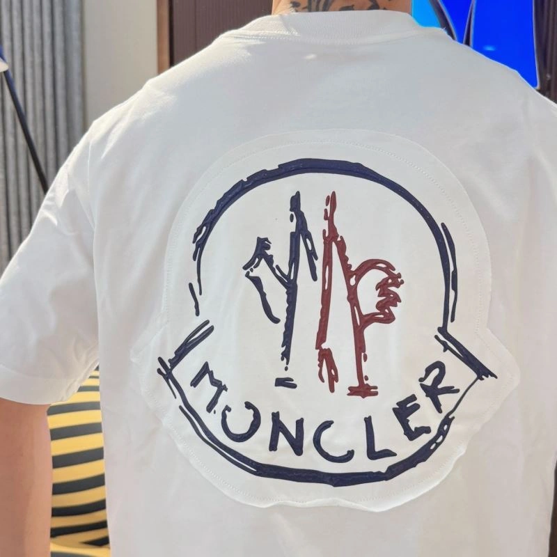 Moncler T-Shirts Trendsetting 139976