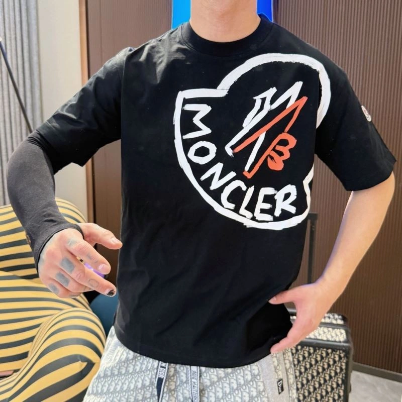 Moncler T-Shirts Efficient 139968