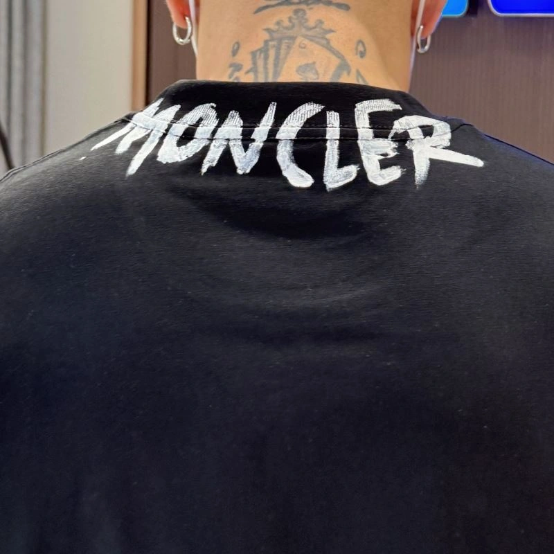 Moncler T-Shirts Efficient 139968