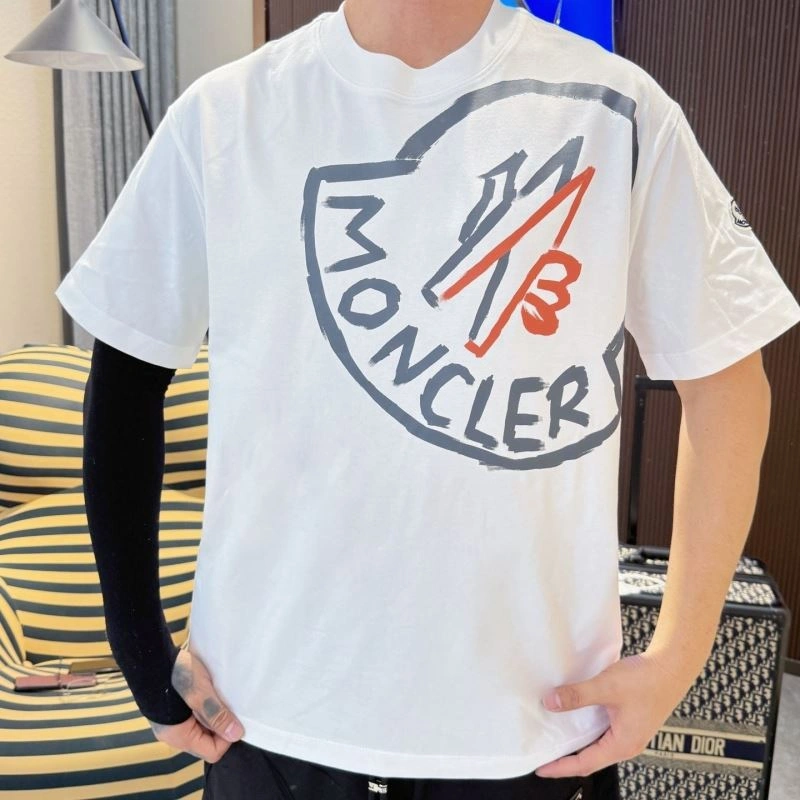 Refined Moncler T-Shirts 139971