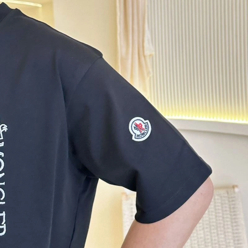 UrbanChic Moncler T-Shirts 139967
