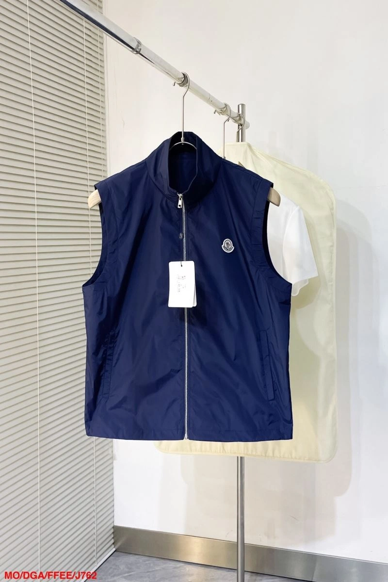 WaterResistant Moncler Vest 142871