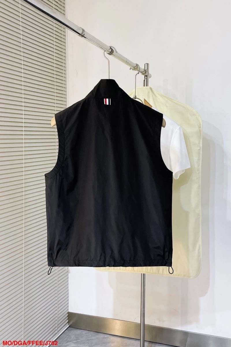 WaterResistant Moncler Vest 142871