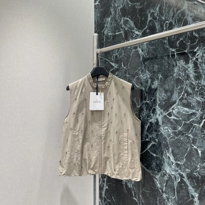 Moncler Vest FashionForward 139704