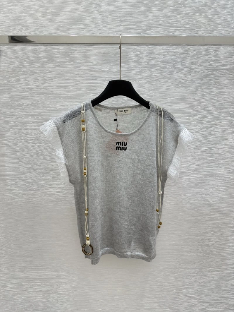 Contemporary Moncler Vest 139502