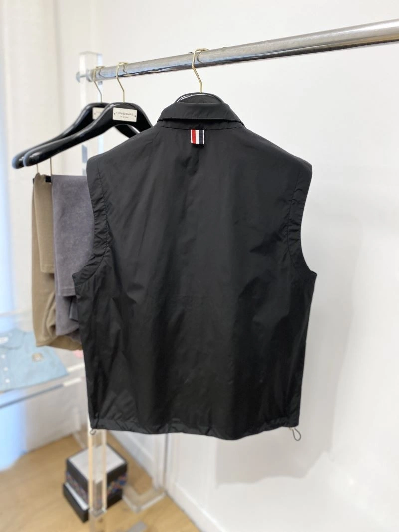 Supportive Moncler Vest 140844