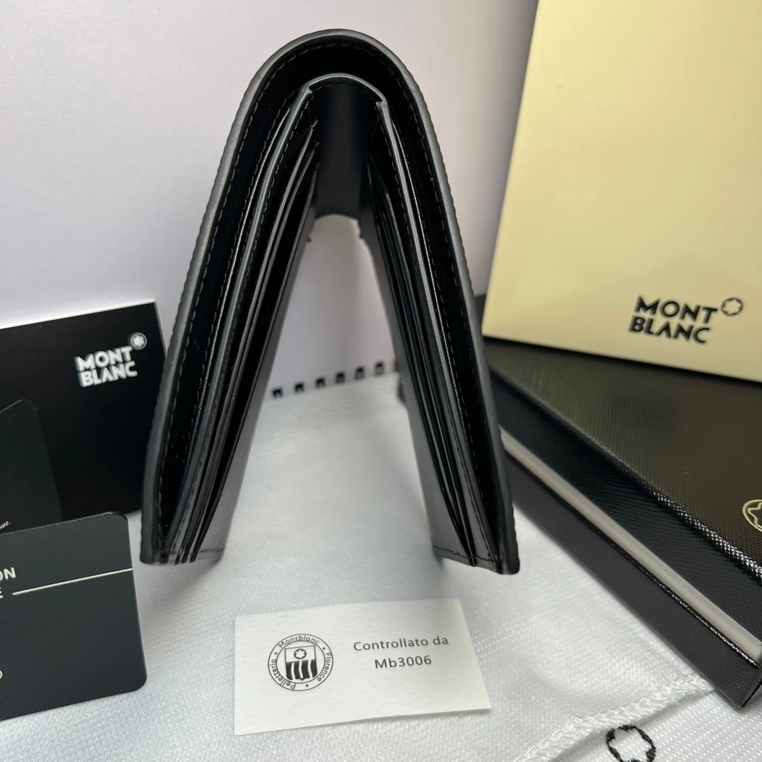 Trendsetting Montblanc Wallets Purse 38632