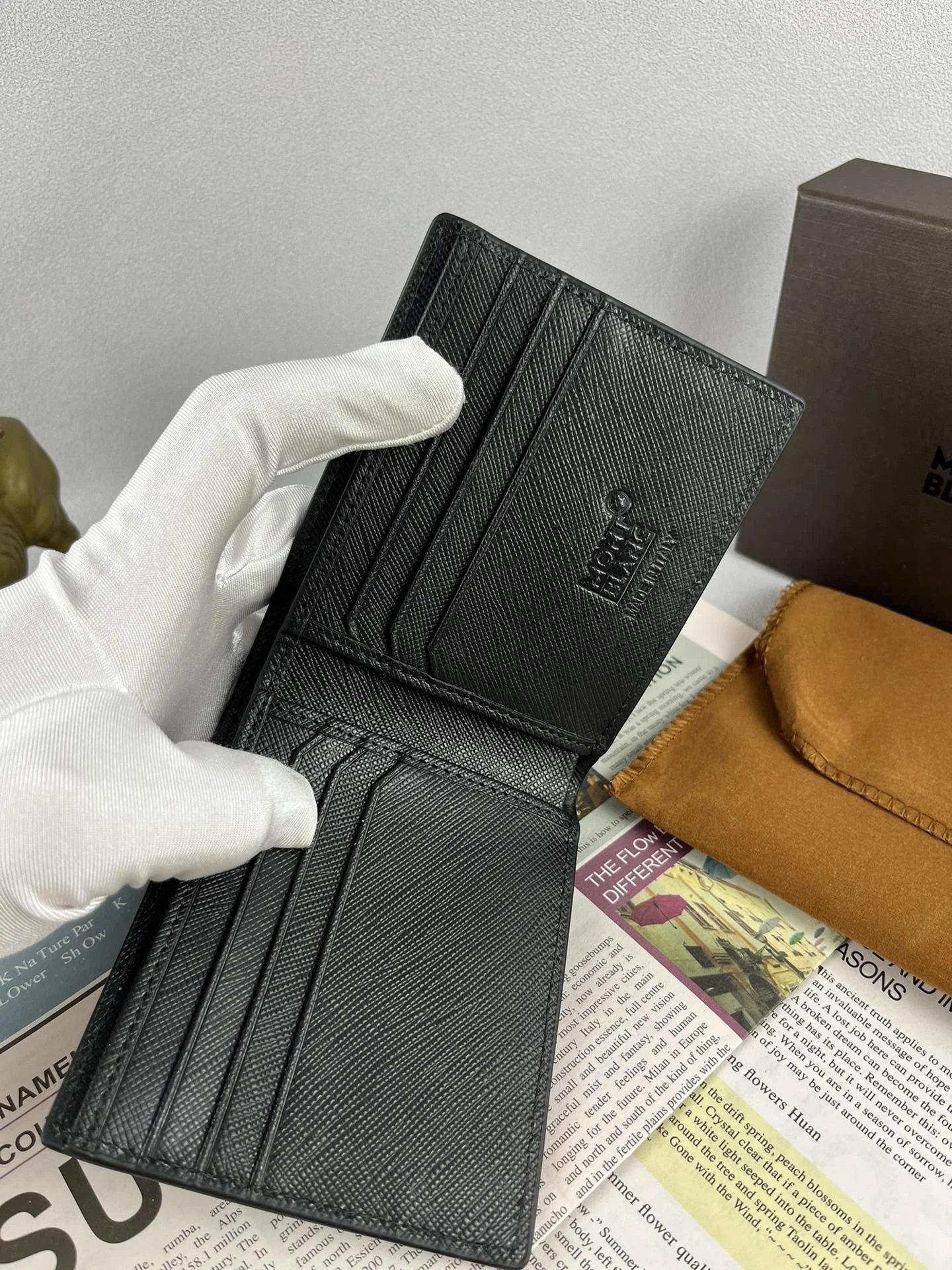 Montblanc Wallets Purse Attractive 38638