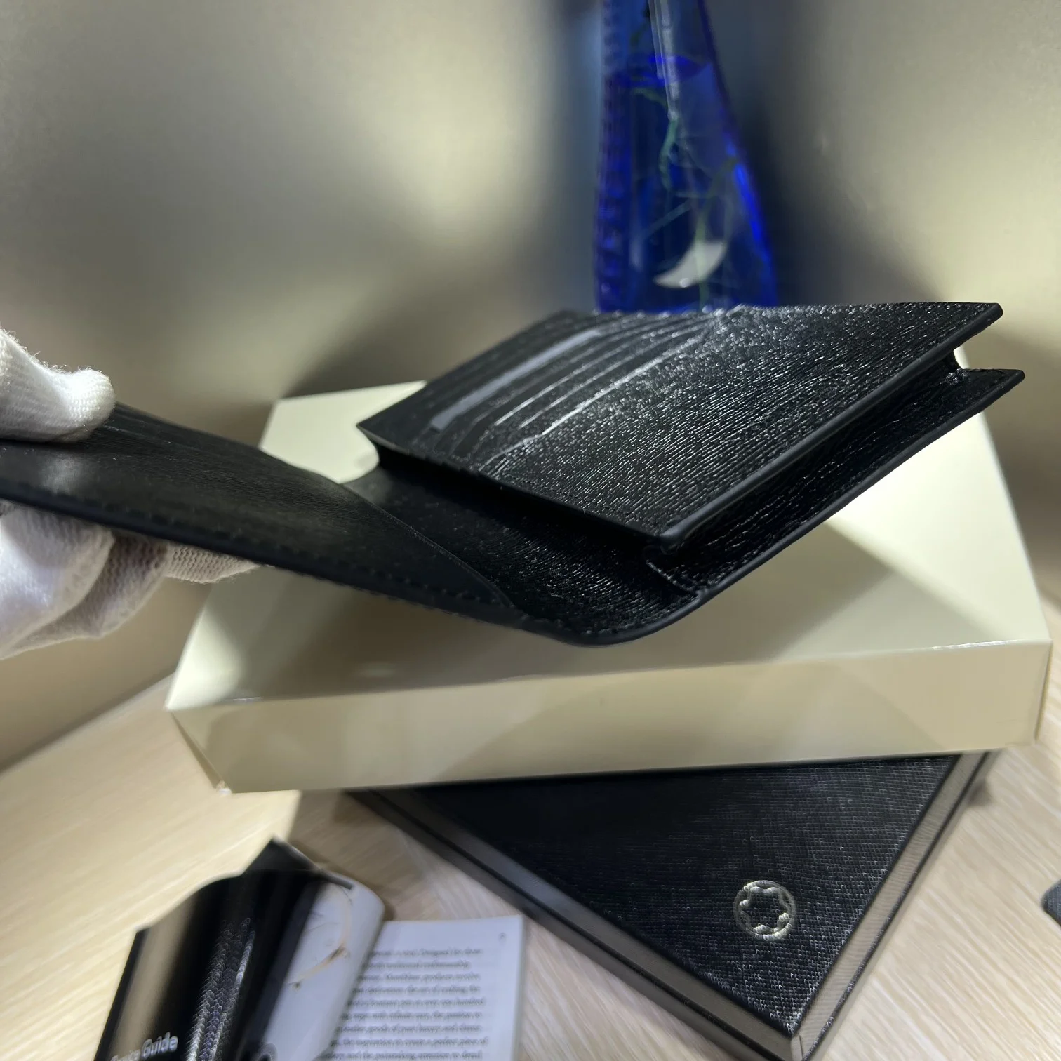 Bold Montblanc Wallets Purse 38625