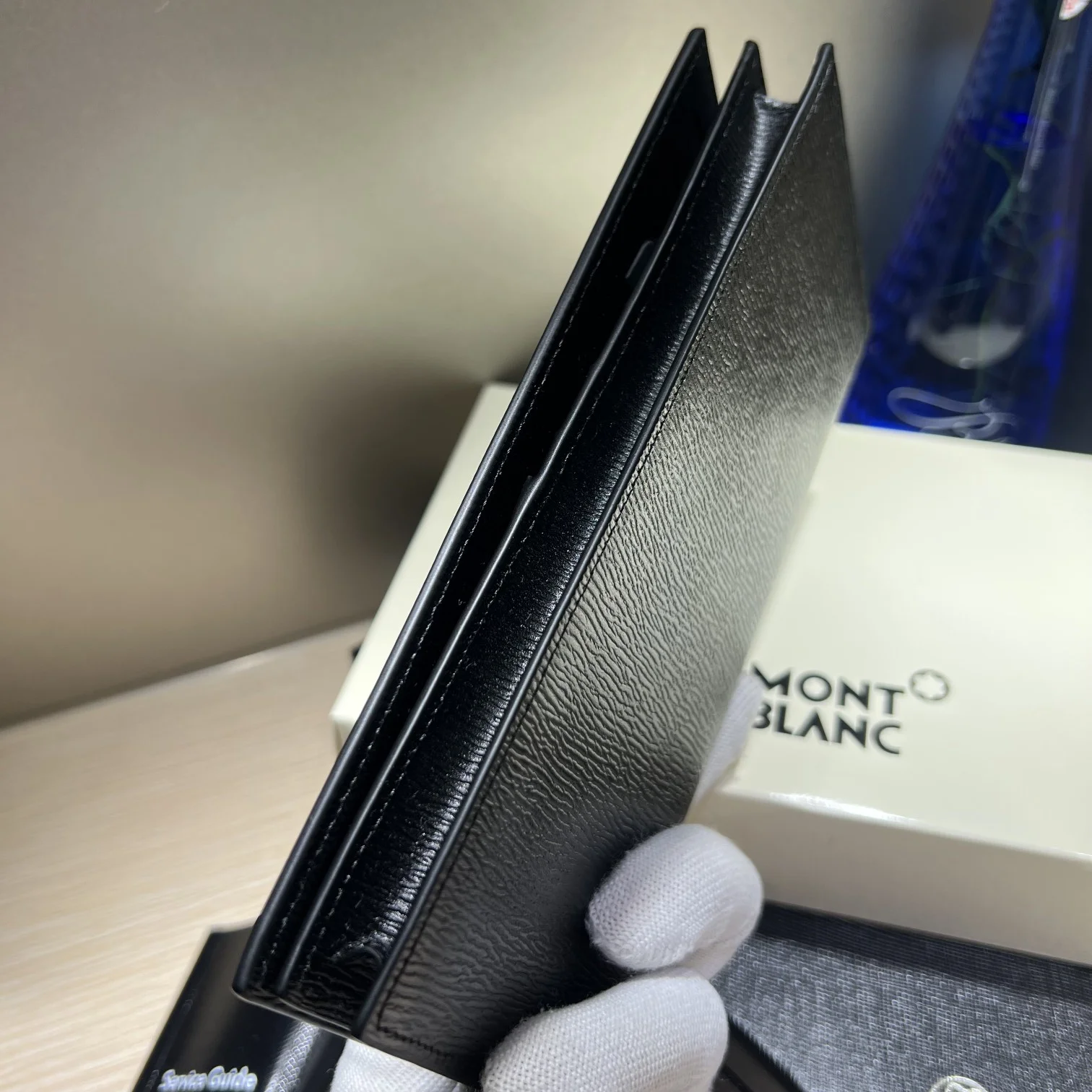 Bold Montblanc Wallets Purse 38625