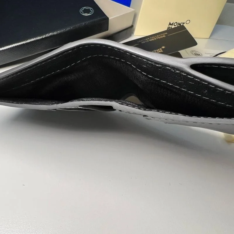 Neat Montblanc Wallets Purse 38488