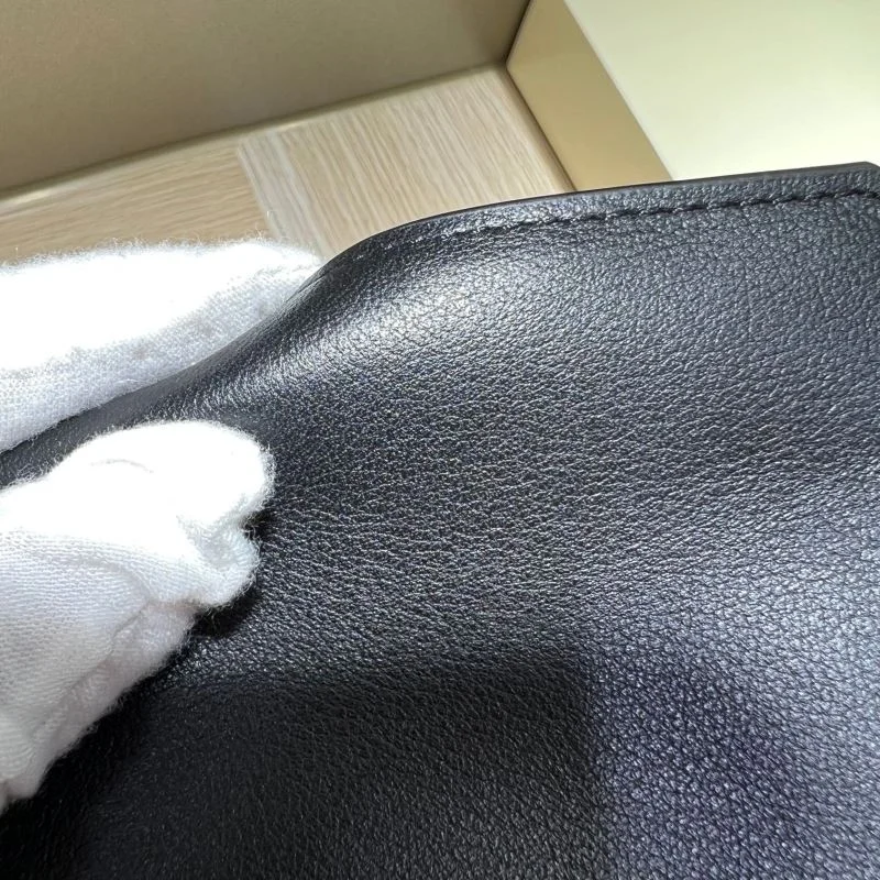WrinkleFree Montblanc Wallets Purse 38471