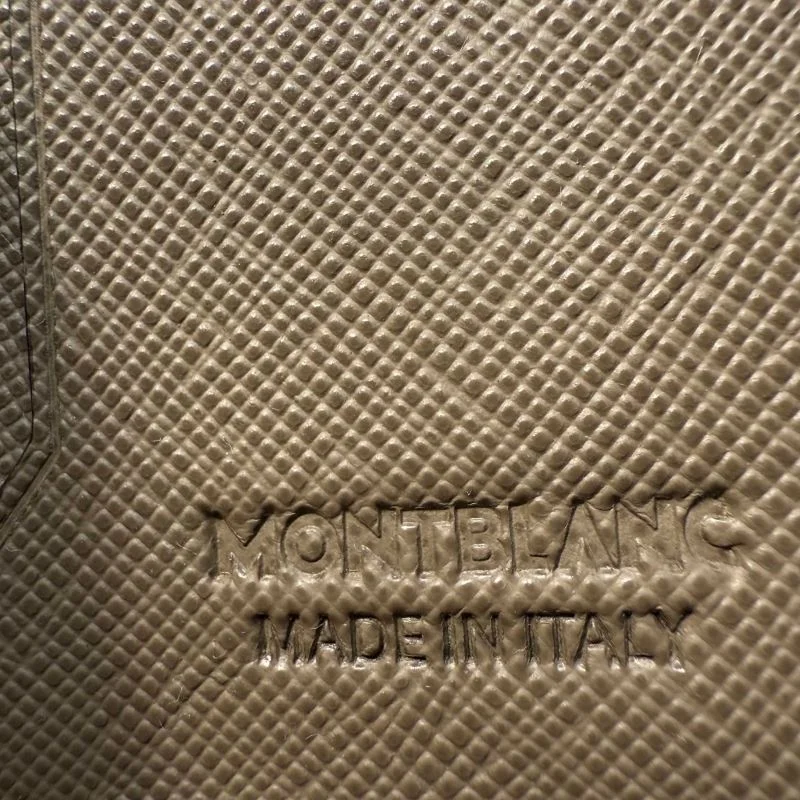 Sleek Montblanc Wallets Purse 38461
