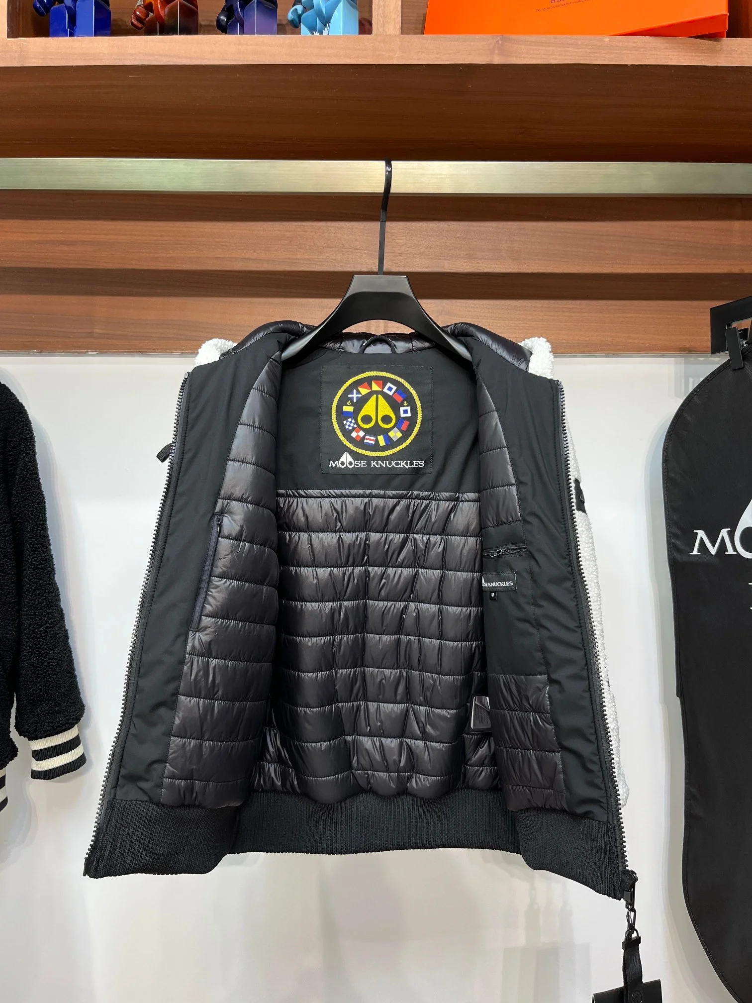 FashionForward Moose Knuckles Down Jackets 165148
