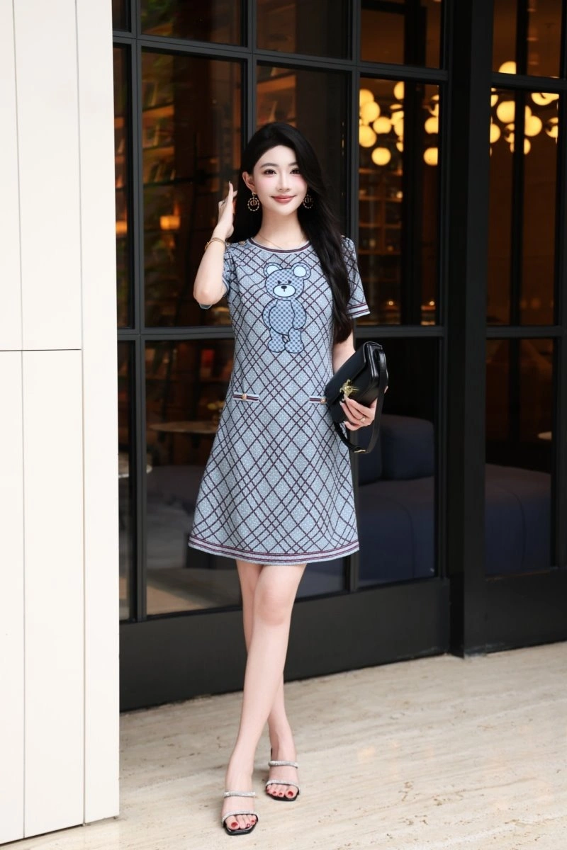 Moschino Dress Elegant 150940