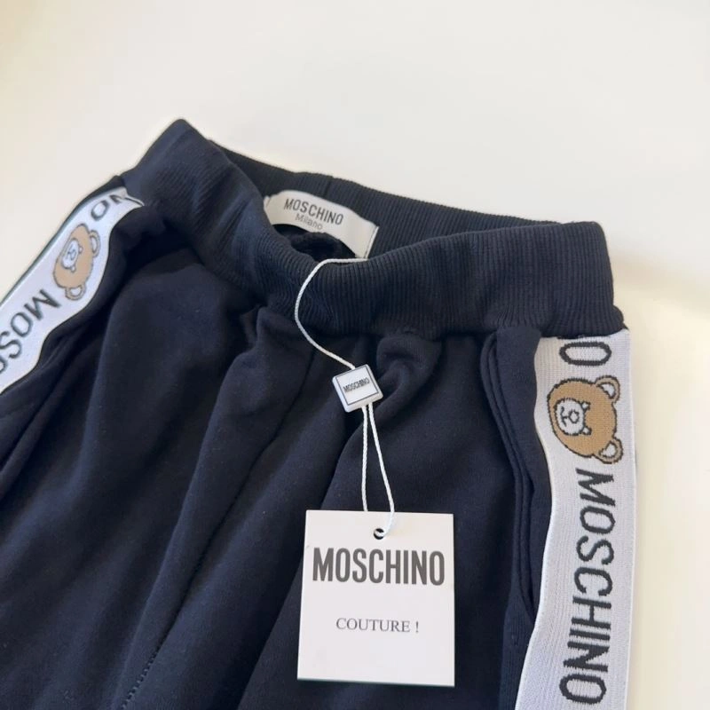 HighPerformance Moschino Kids 157834