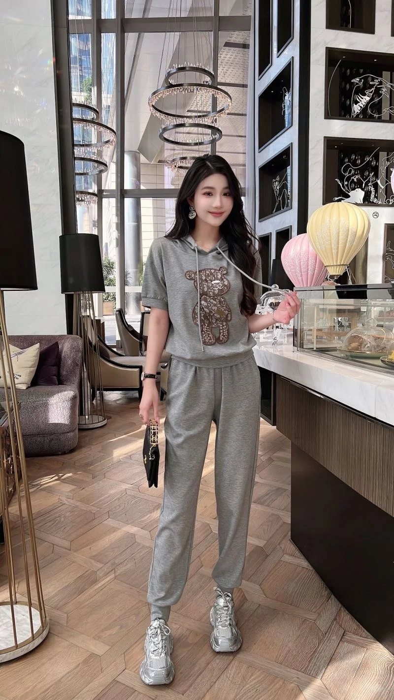 Moschino Long Suits Trendy 163930