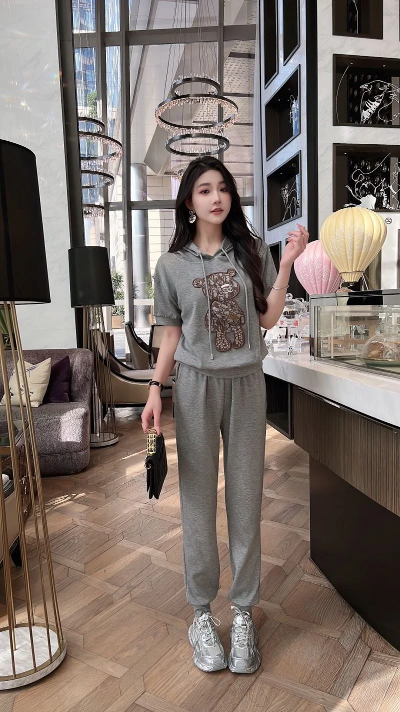 Moschino Long Suits Trendy 163930