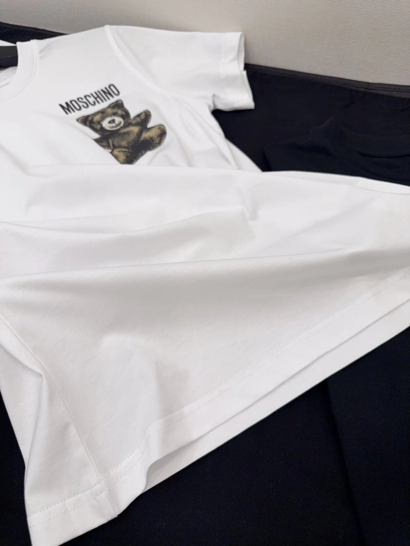 Moschino T-Shirts Sustainable 148293