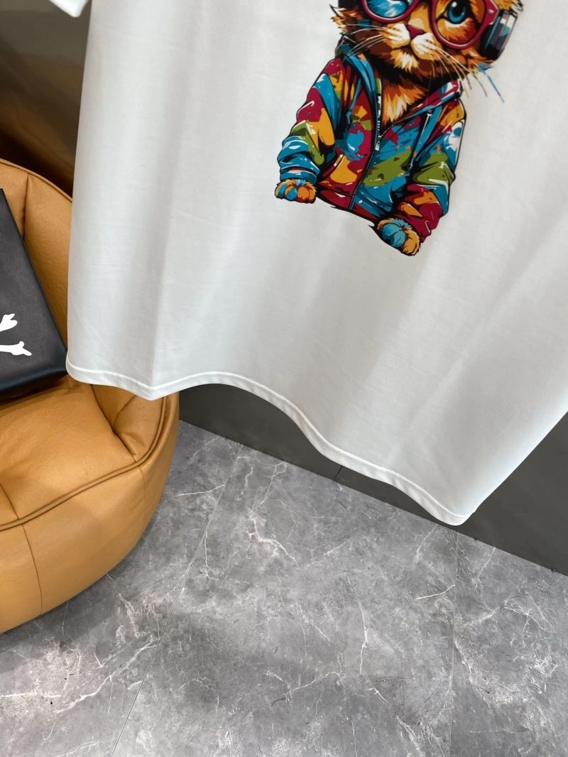 Seasonal Moschino T-Shirts 160142