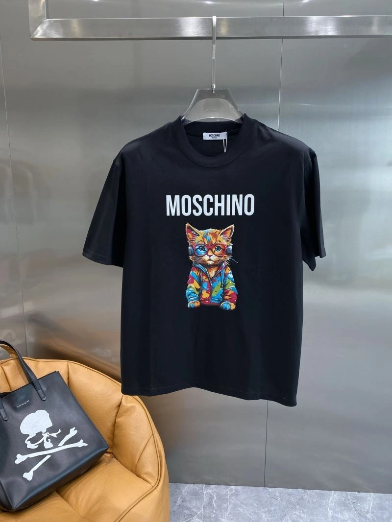 Practical Moschino T-Shirts 160144