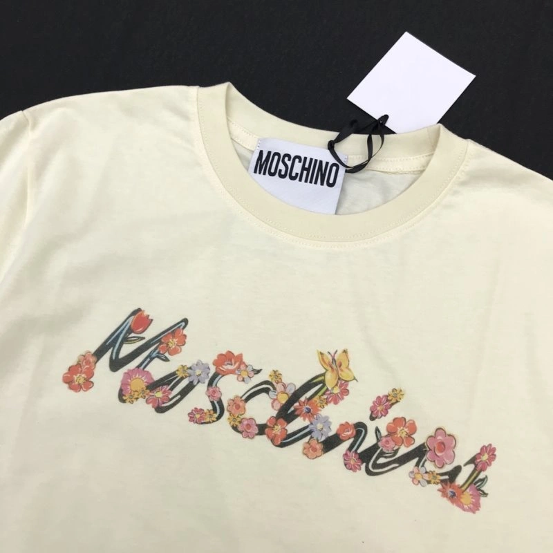 Moschino T-Shirts Comfortable 152949