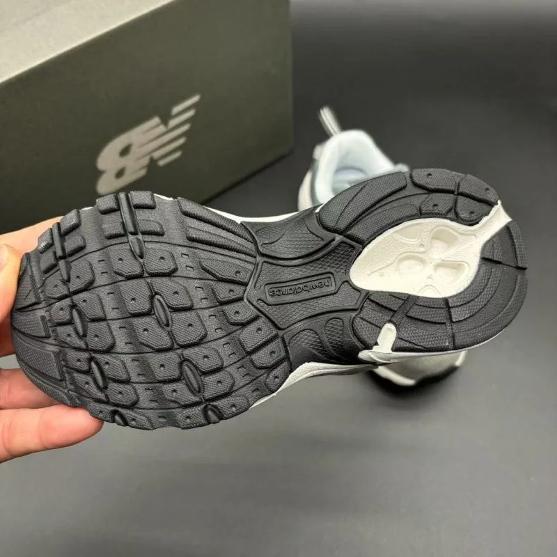 NEW BALANCE SHOES WeatherProof 29291