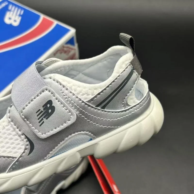 Compact NEW BALANCE SHOES 29280