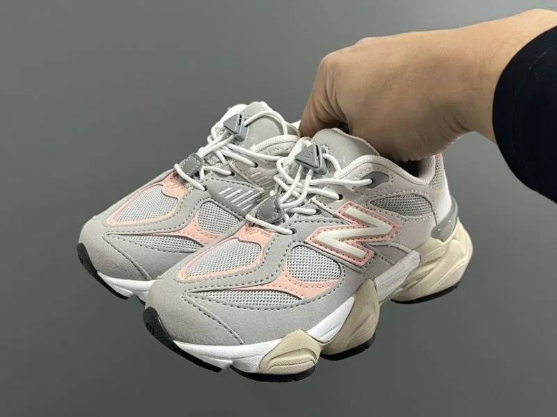 SoftTouch NEW BALANCE SHOES 30058