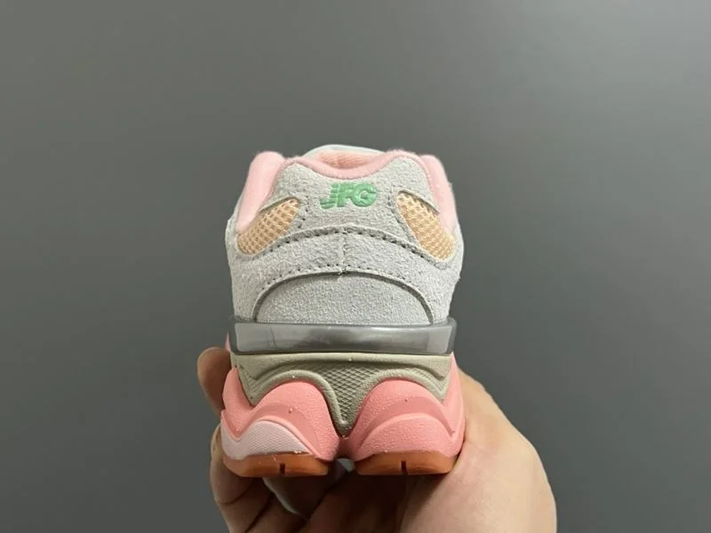 Cozy NEW BALANCE SHOES 30038