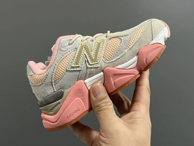 Cozy NEW BALANCE SHOES 30038