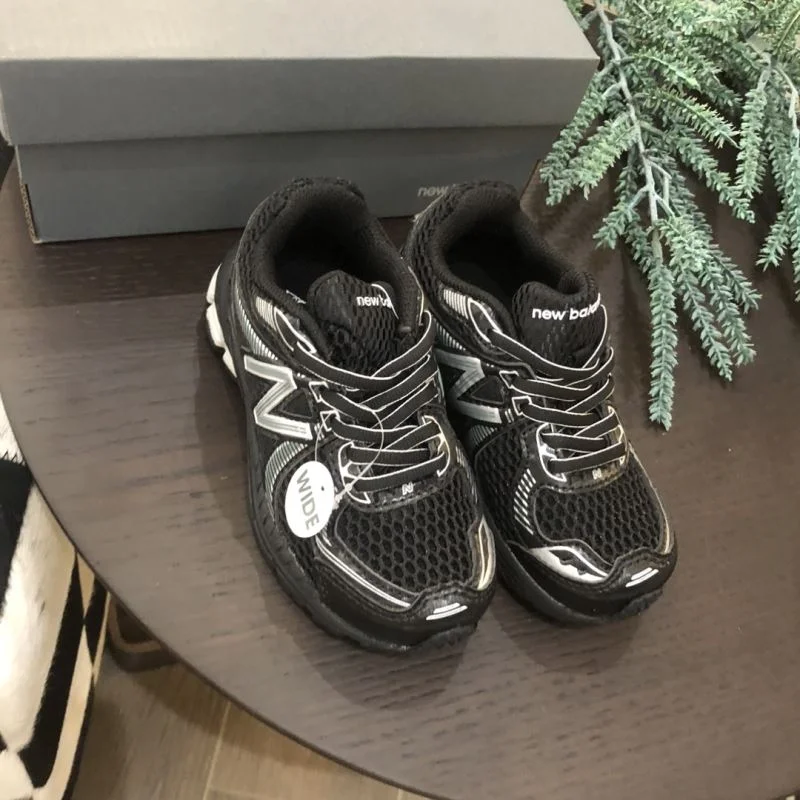 Youthful NEW BALANCE SHOES 30046