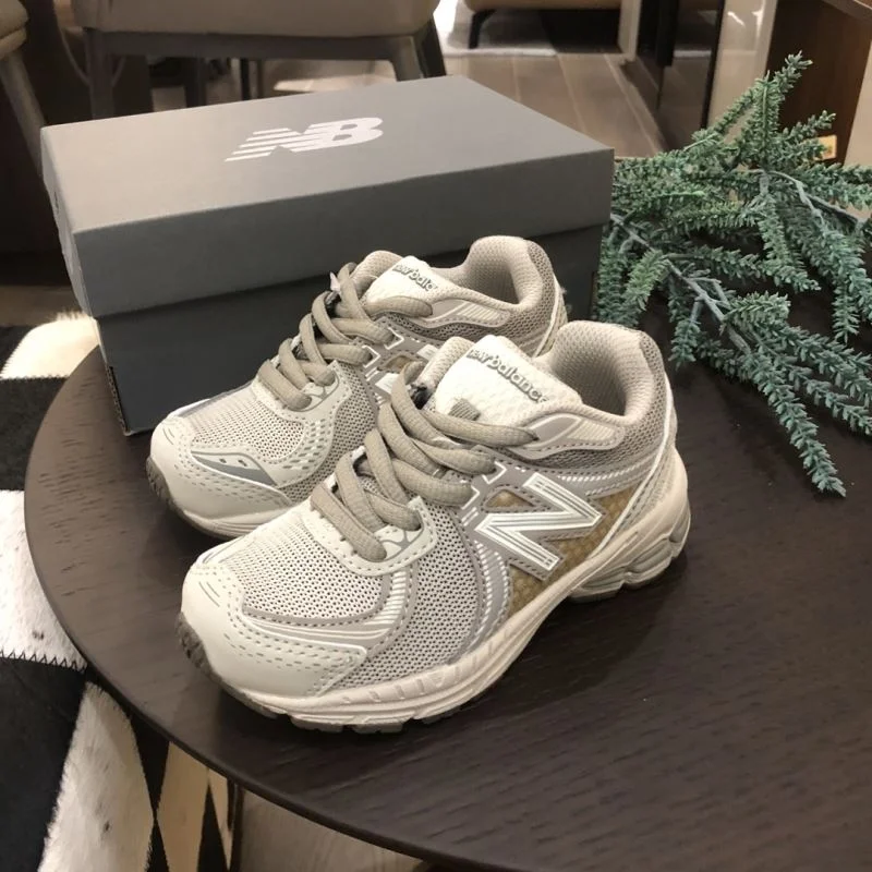 FlexibleFit NEW BALANCE SHOES 30054