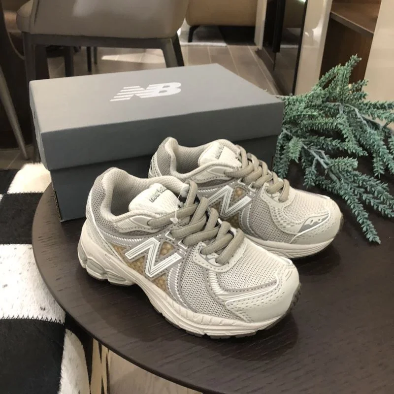 FlexibleFit NEW BALANCE SHOES 30054